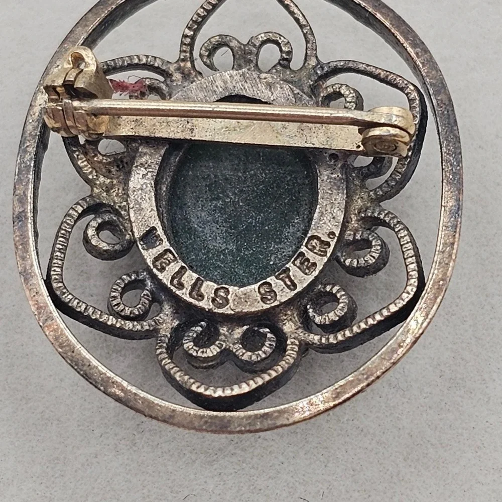 Vintage Filigree Brooch Wells Sterling Green Cabochon Pin